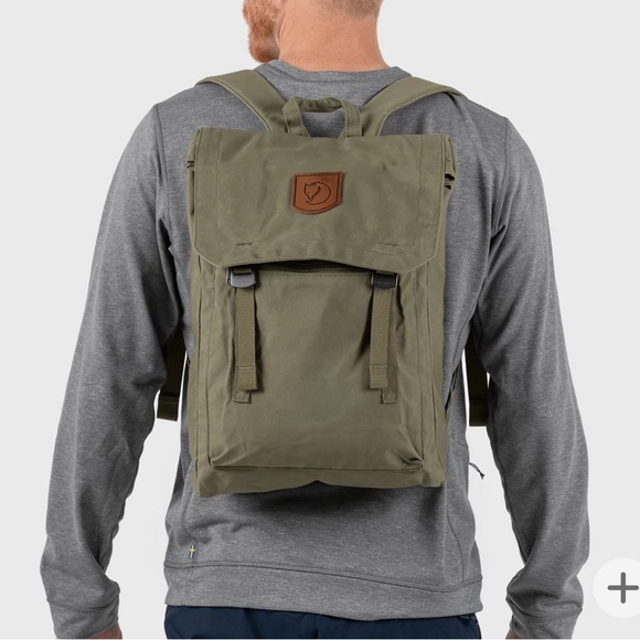 Fjallraven Foldsack 1 Black Backpack - Picture 4 of 4